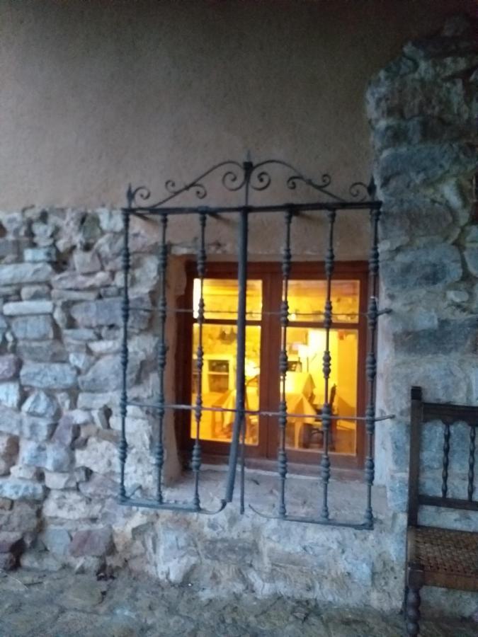 Gasthaus Molino Del Buho Torre la Cárcel Exterior foto